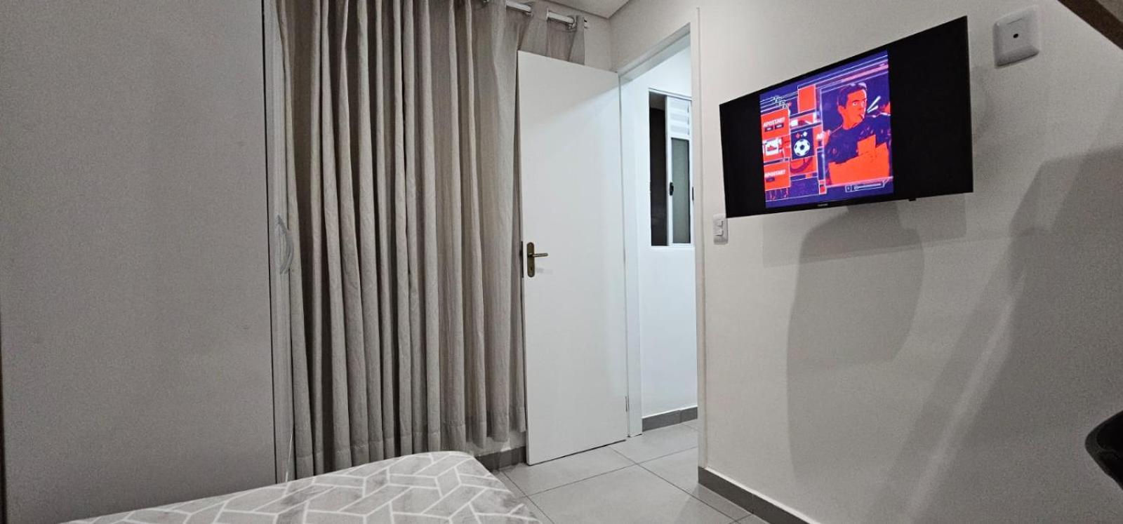 Sala 1 *
